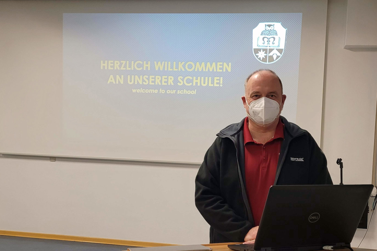 Begrüßung durch Schulleiter Armin Bothur zum Sommersemester 2022